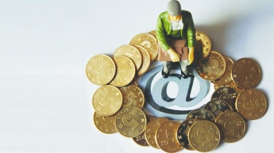 美联储并不急于进一步降息 黄金多头迎接非农